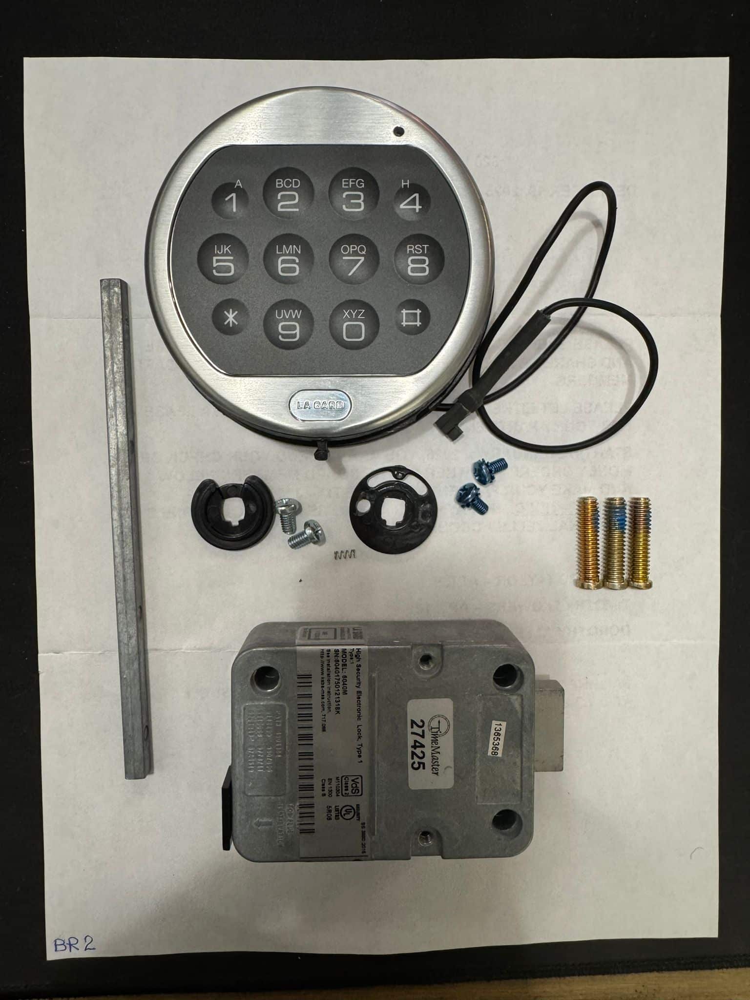 LaGard 39E Deadbolt Lock Set - Image 2